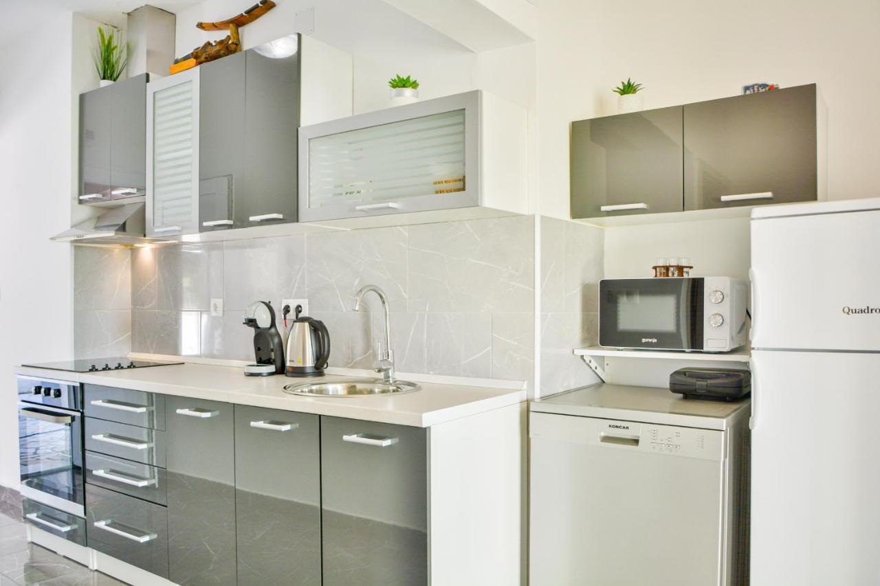 Apartments Did Ive Sibinj Krmpotski Extérieur photo